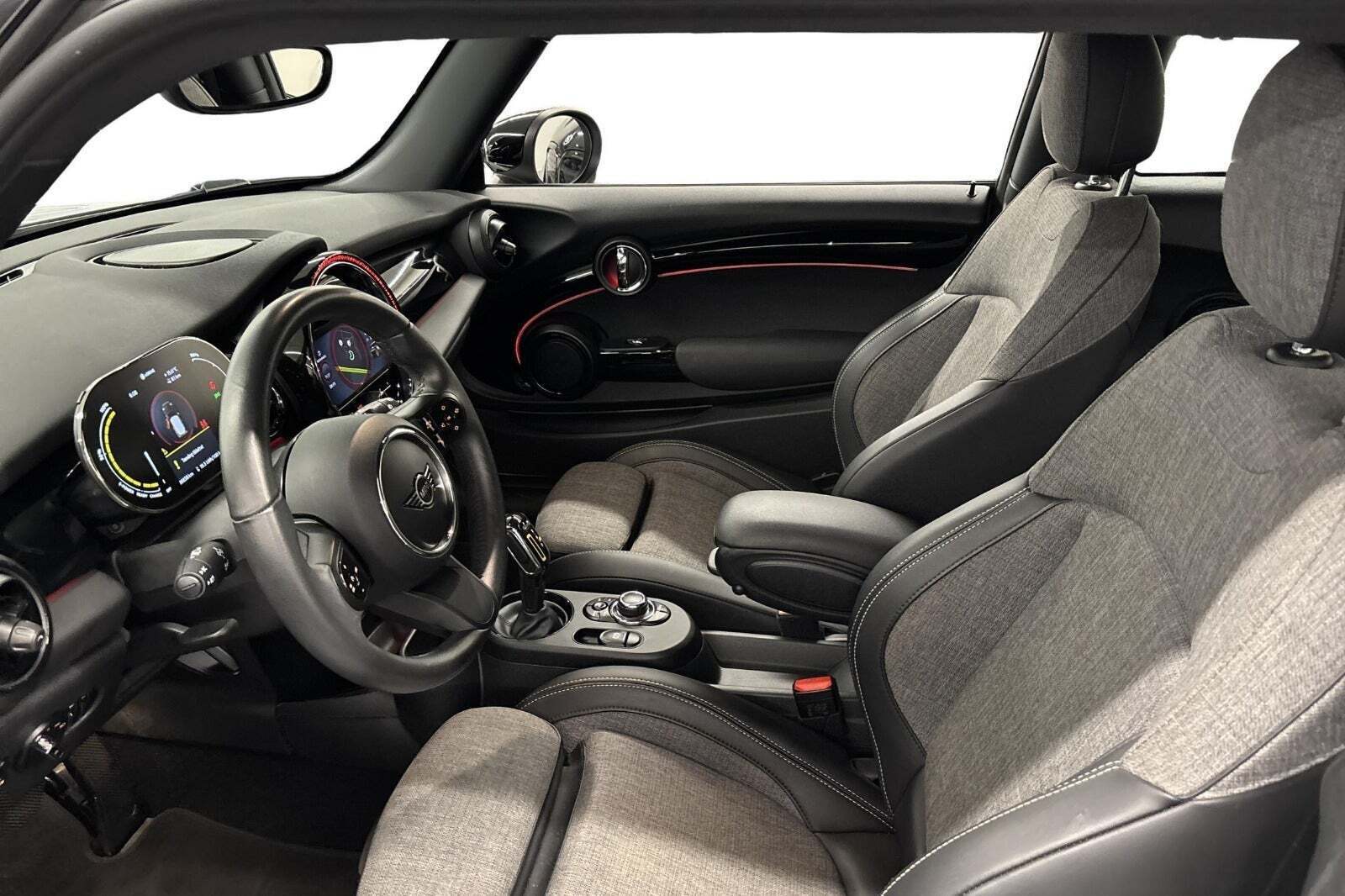 Mini Cooper SE Classic Trim