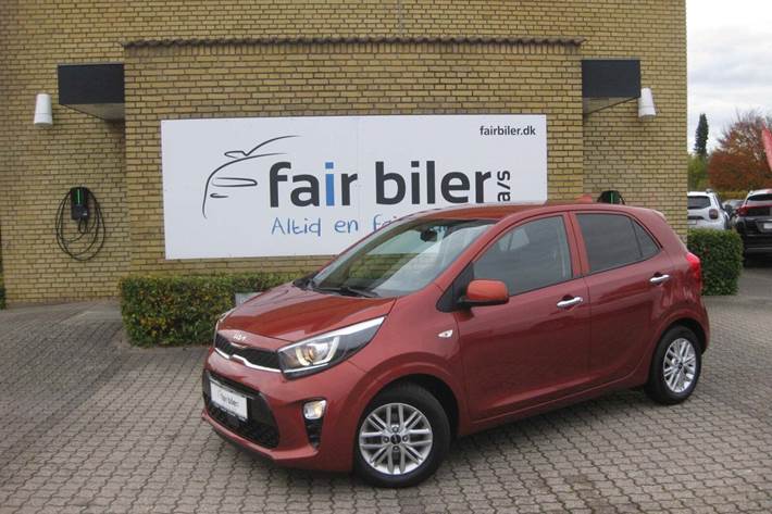 Grå Kia Picanto fra 2023 set udefra