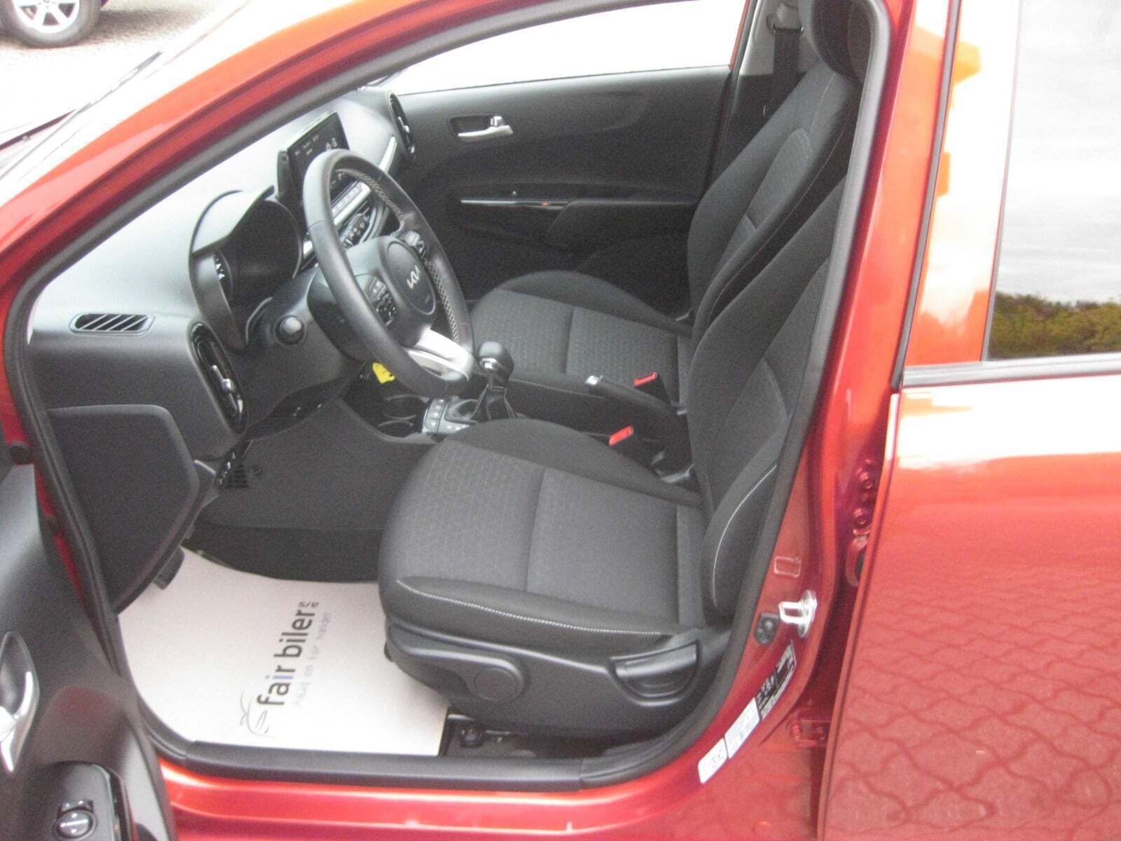 Grå Kia Picanto fra 2023