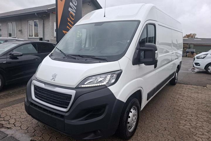 Hvid Peugeot Boxer 333 fra 2021