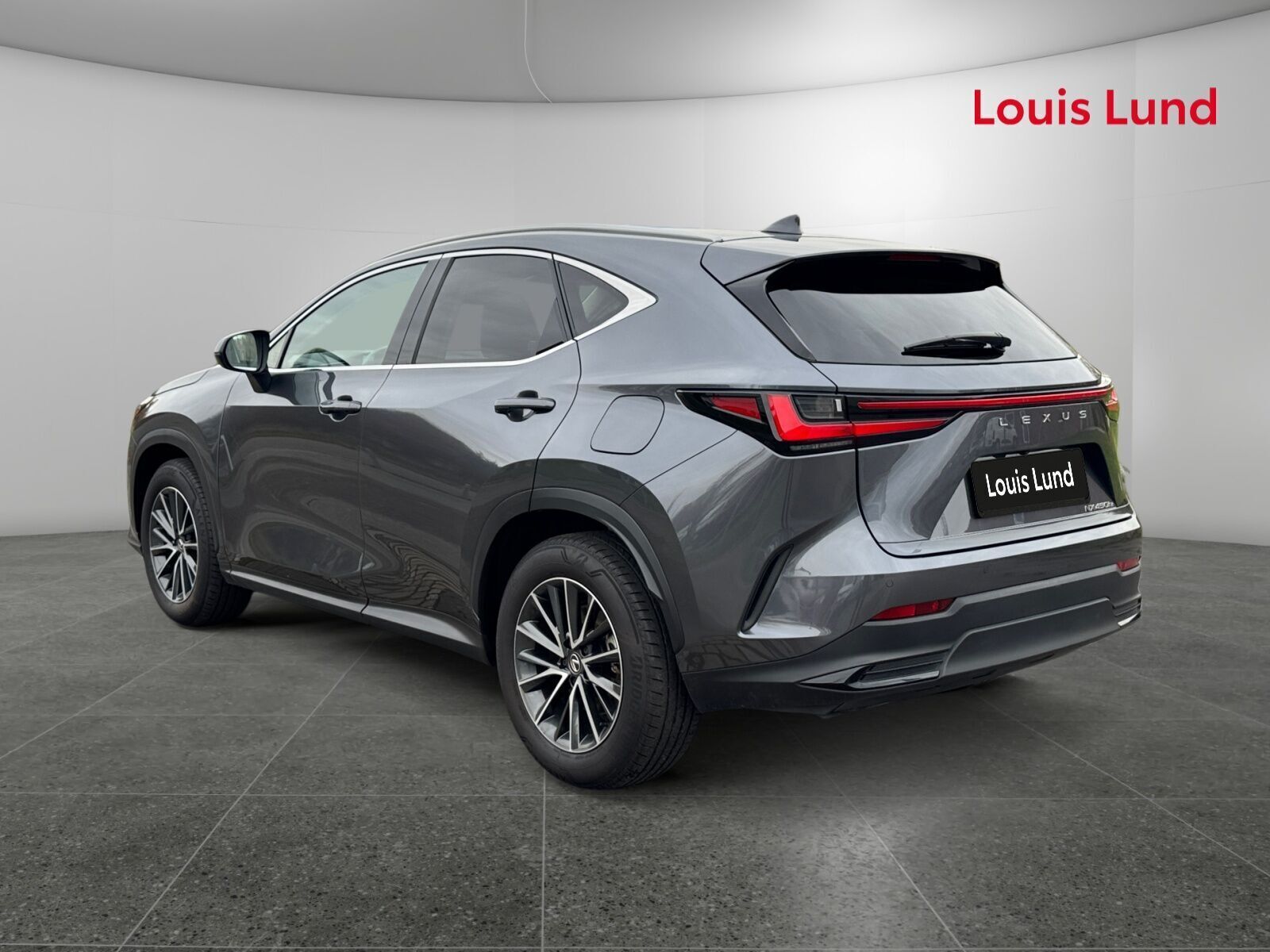 Lexus NX 2,5 450h+ Plugin-hybrid Business Plus 4WD 309HK 5d Trinl. Gear
