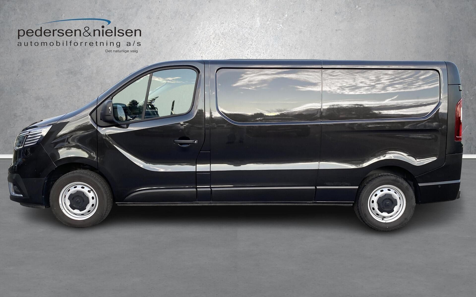 Renault Trafic 2,0 L2H1 DCI start/stop 130HK Van 6g