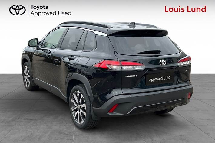Sort Toyota Corolla Cross fra 2024