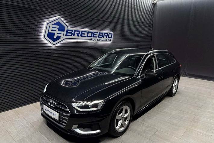 Sort Audi A4 fra 2020 set udefra