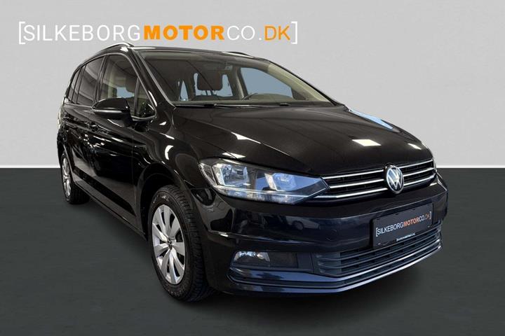 Sort VW Touran fra 2022