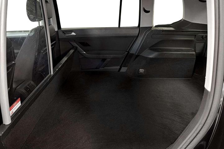 Sort VW Touran fra 2022