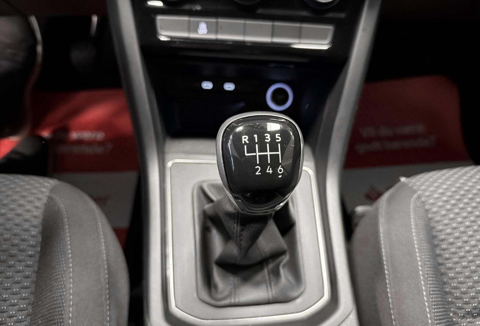 Sort VW Touran fra 2022
