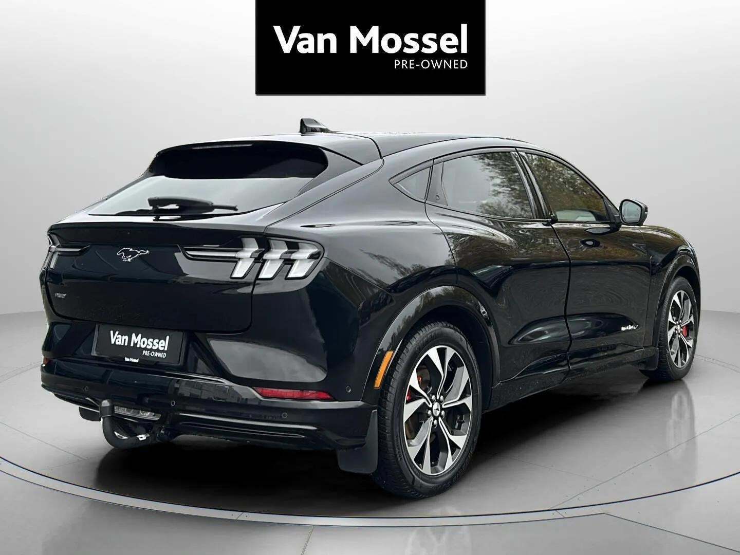 Ford Mustang Mach-E 98 Extended Range AWD