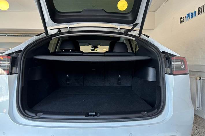 undefined Tesla Model Y fra 2022