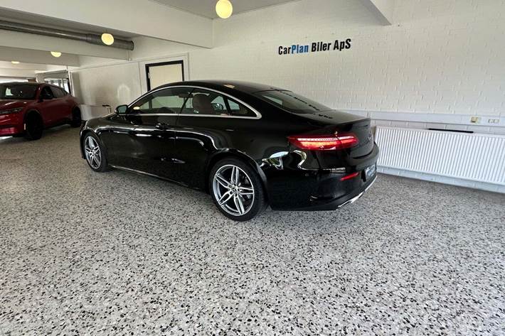undefined Mercedes E300 fra 2019 set udefra