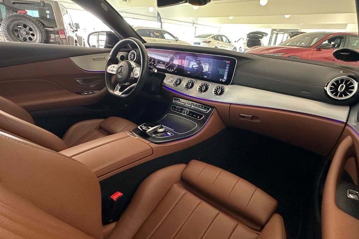 undefined Mercedes E300 fra 2019 set indefra
