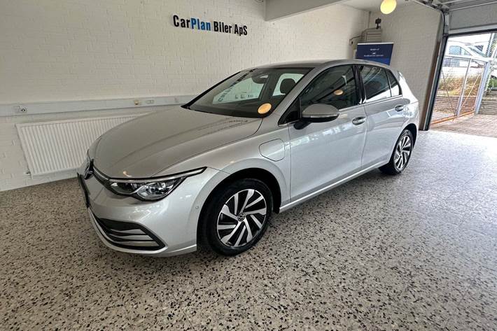 undefined VW Golf VIII fra 2021 set udefra