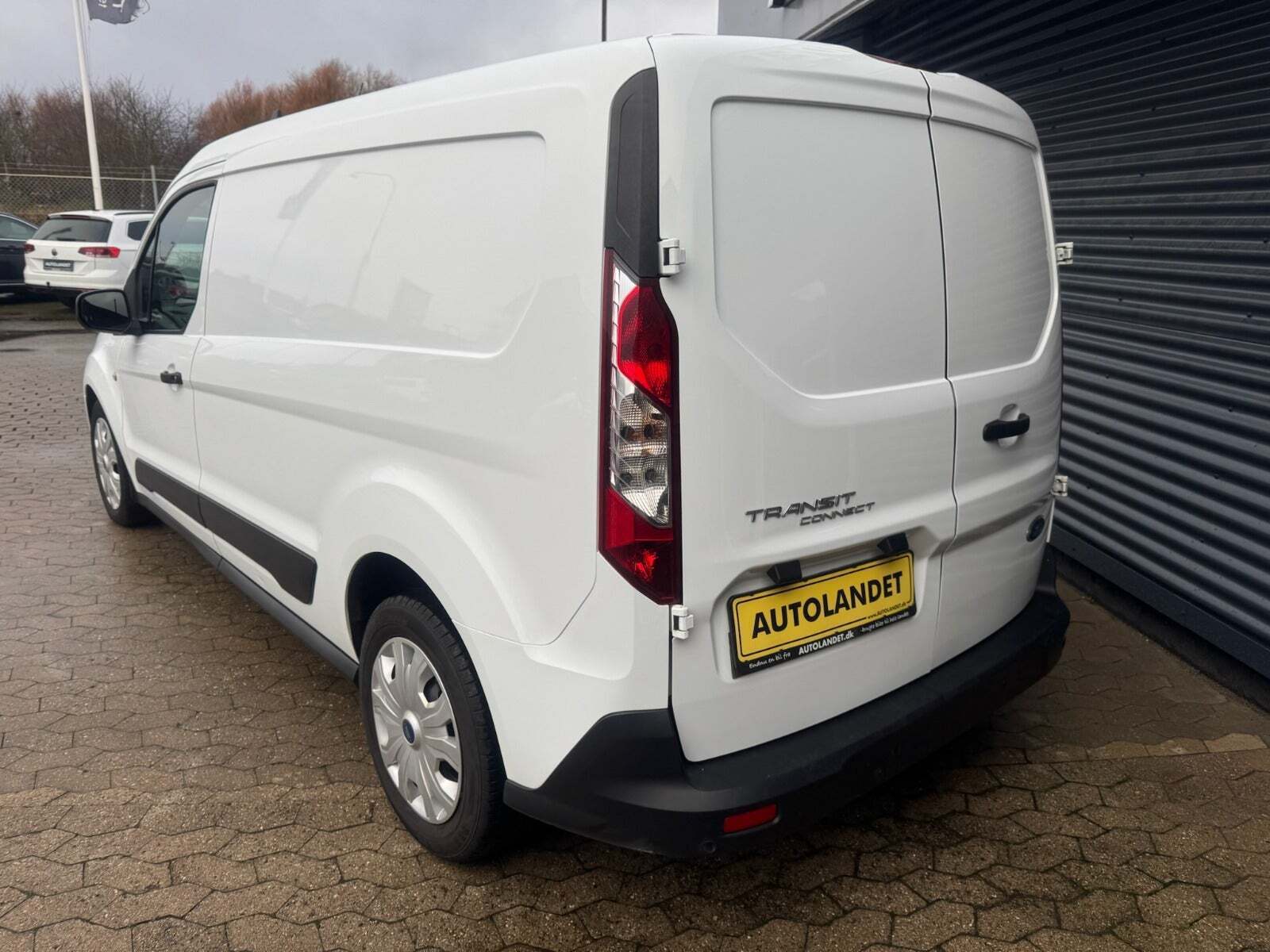 Hvid Ford Transit Connect fra 2020