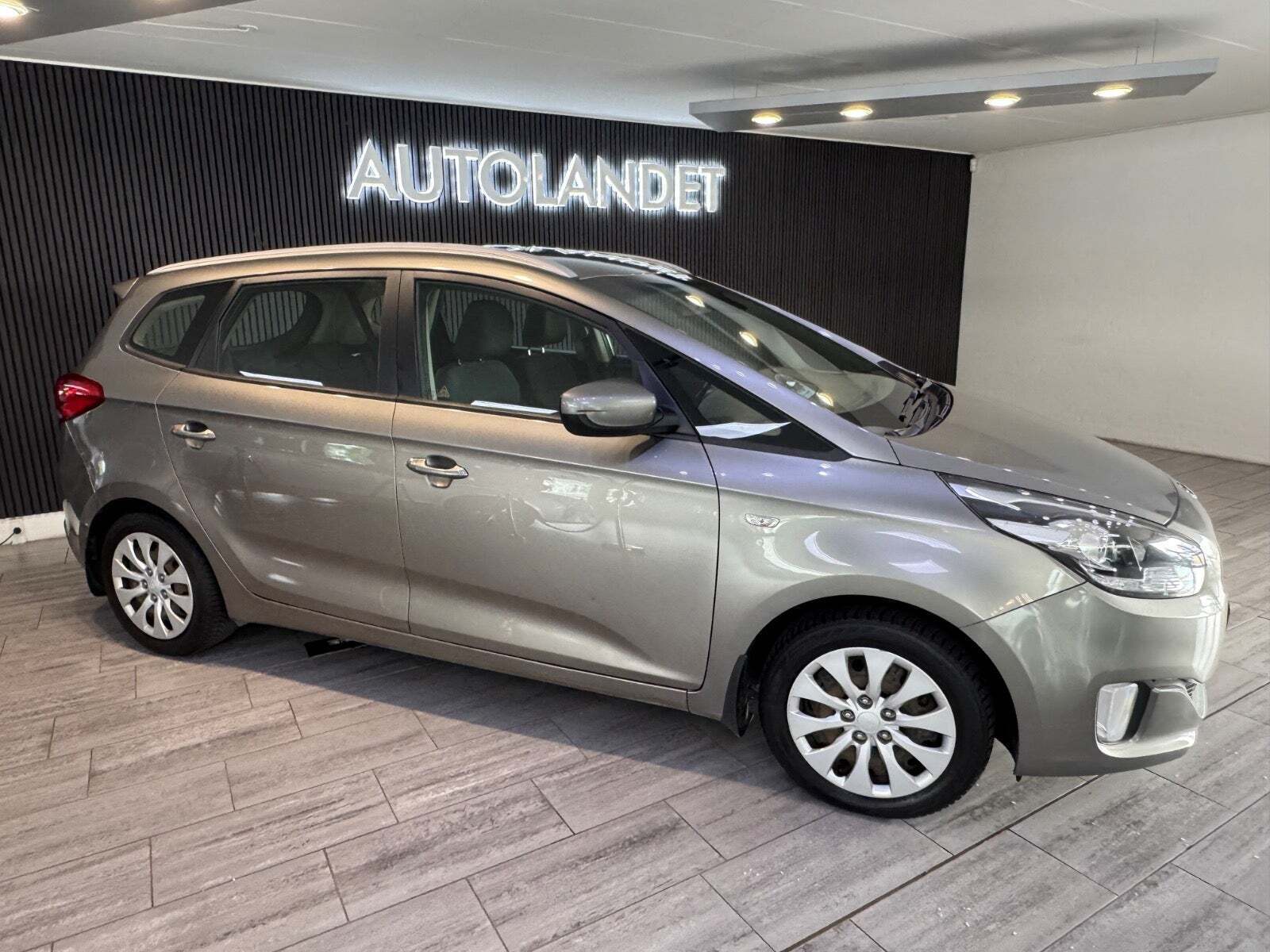 Kia Carens 1,6 GDi Family