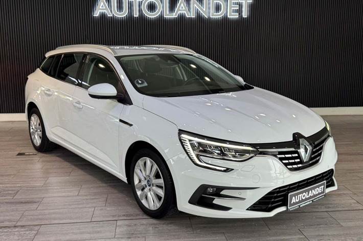 Hvid Renault Megane IV fra 2021 set udefra