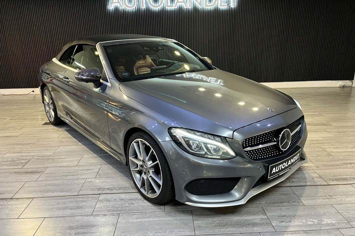 Grå Mercedes C43 fra 2017