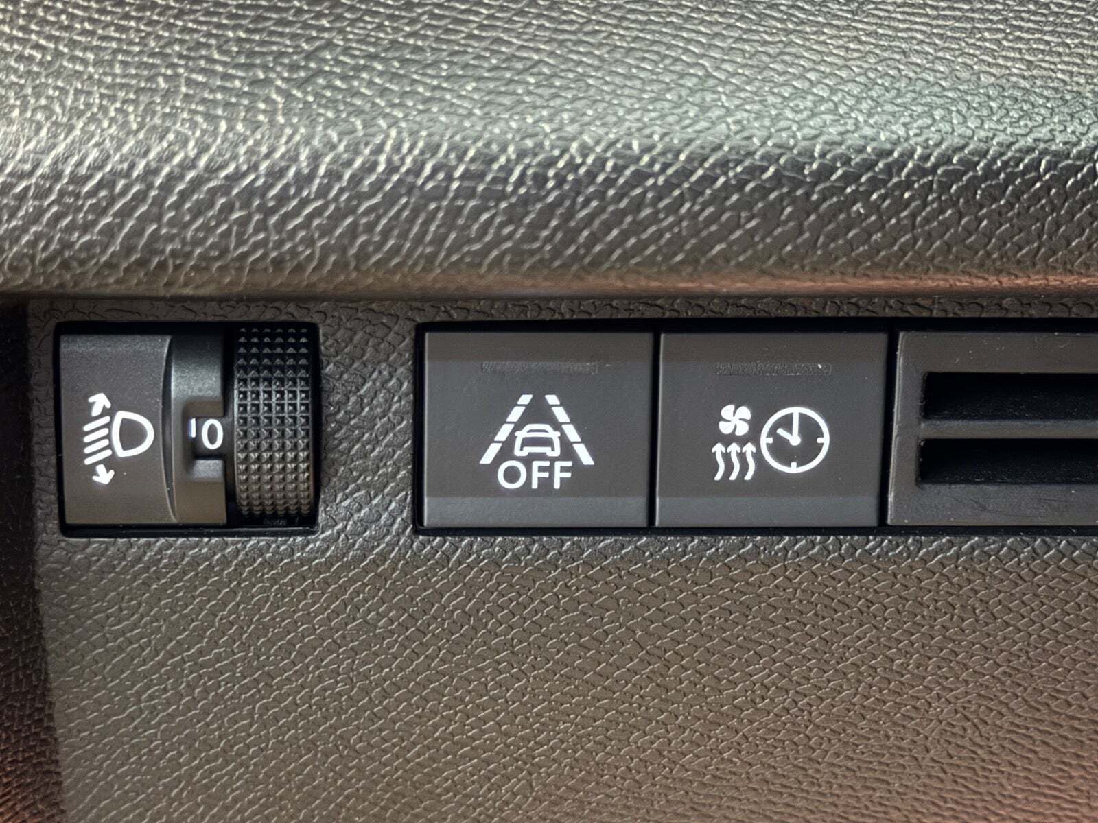 Bronze Citroën ë-C4 fra 2022