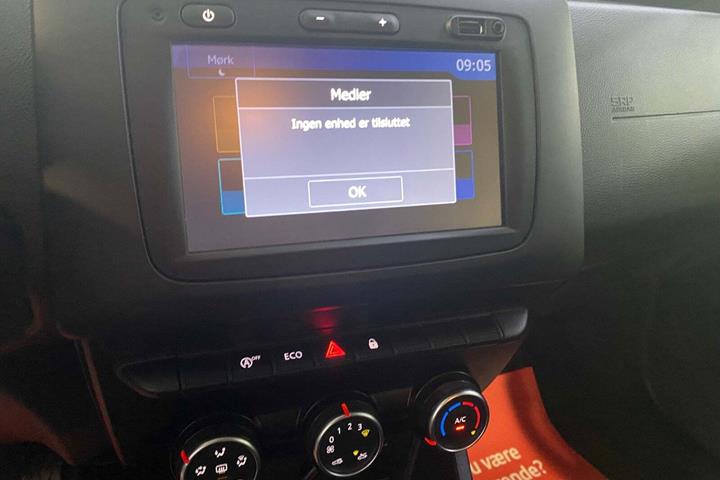 Sort Dacia Duster fra 2020