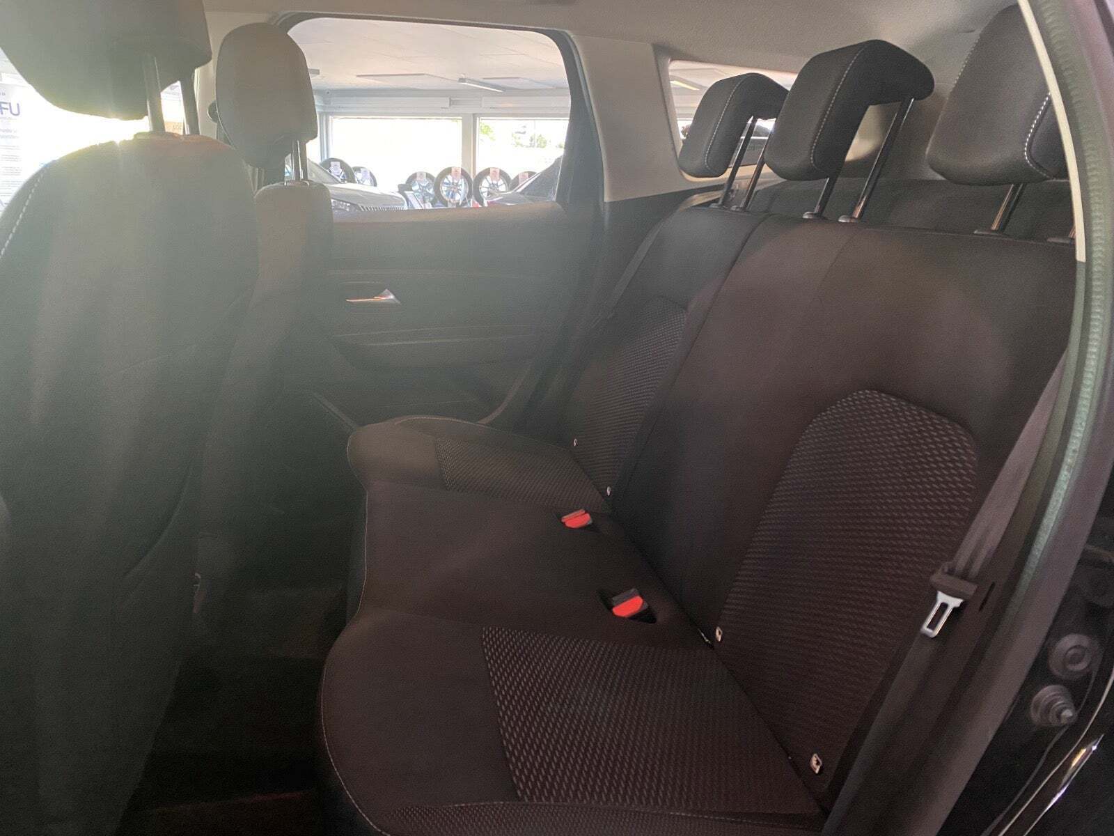 Sort Dacia Duster fra 2020