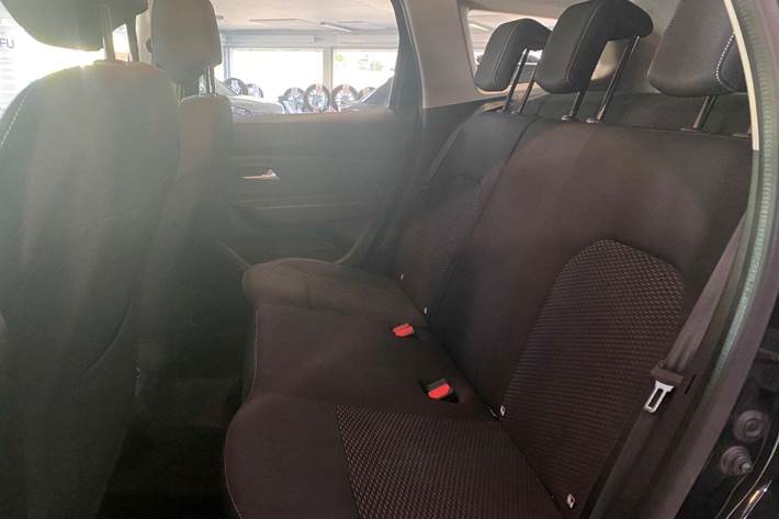 Sort Dacia Duster fra 2020