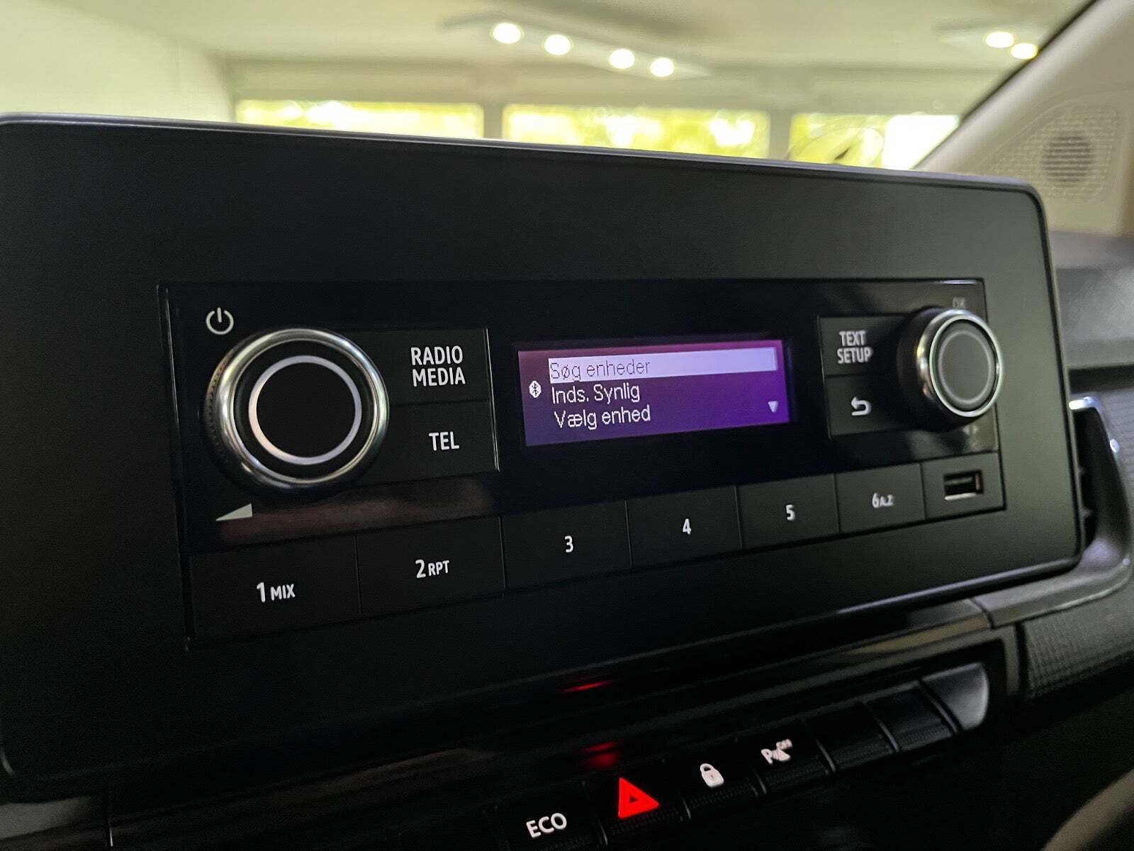 Hvid Nissan Townstar fra 2023