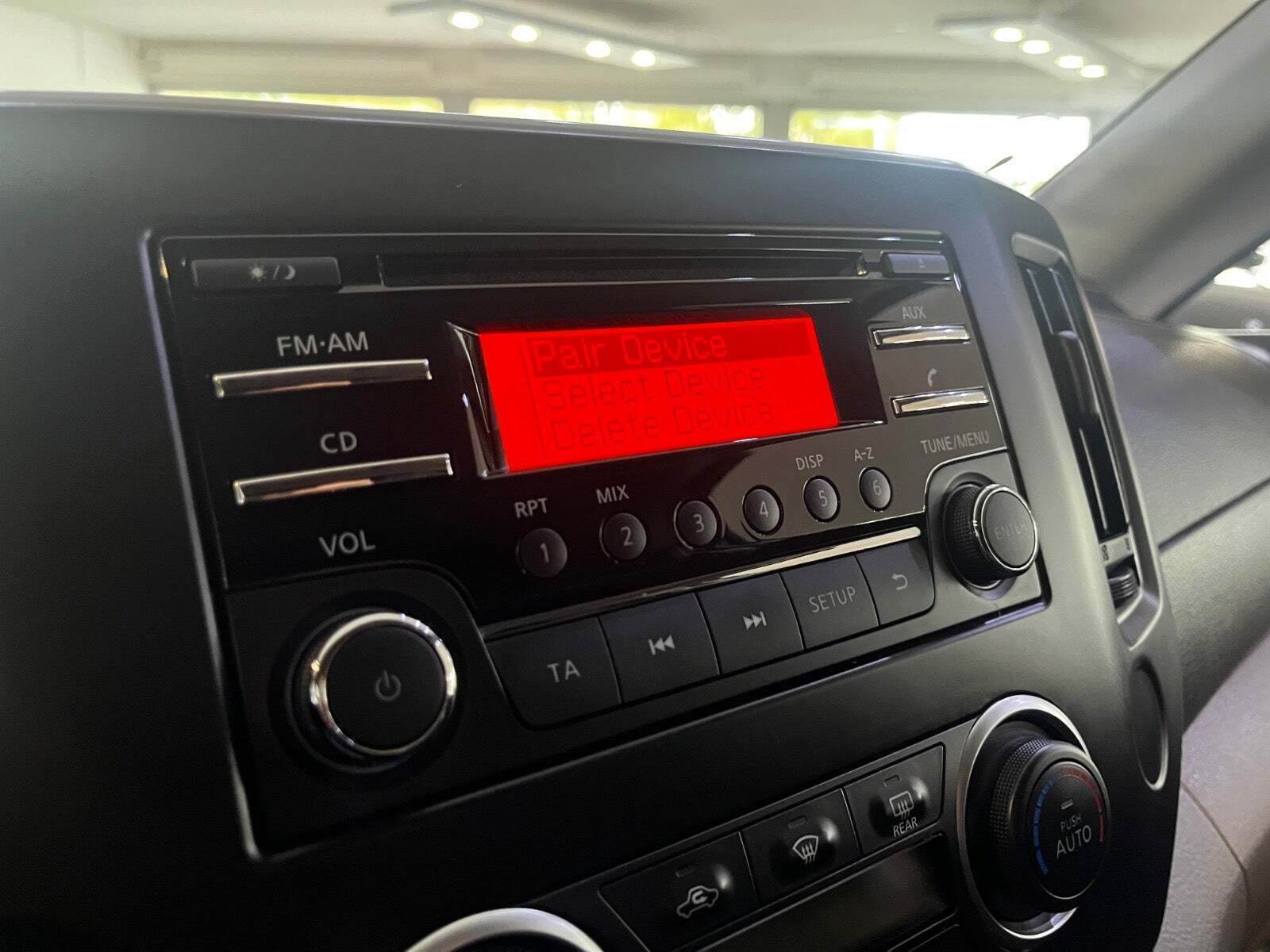 Hvid Nissan e-NV200 fra 2019