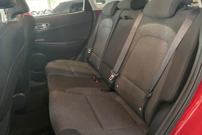 Grå Hyundai Kona fra 2019