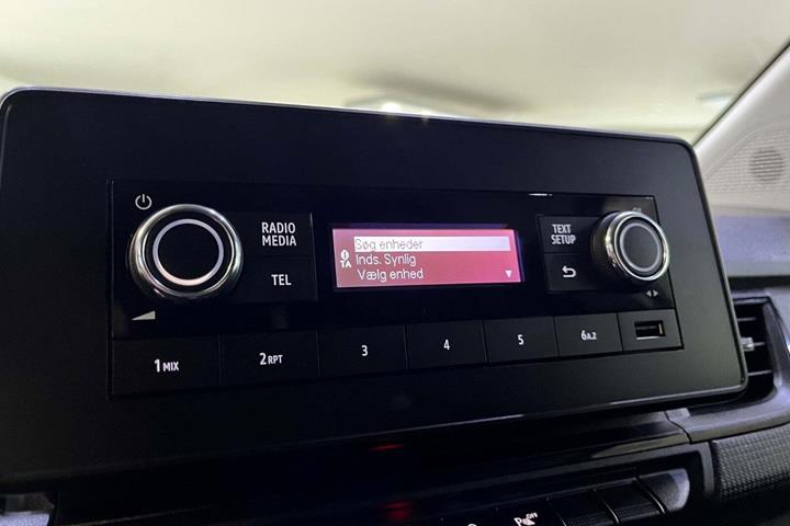Hvid Nissan Townstar fra 2023