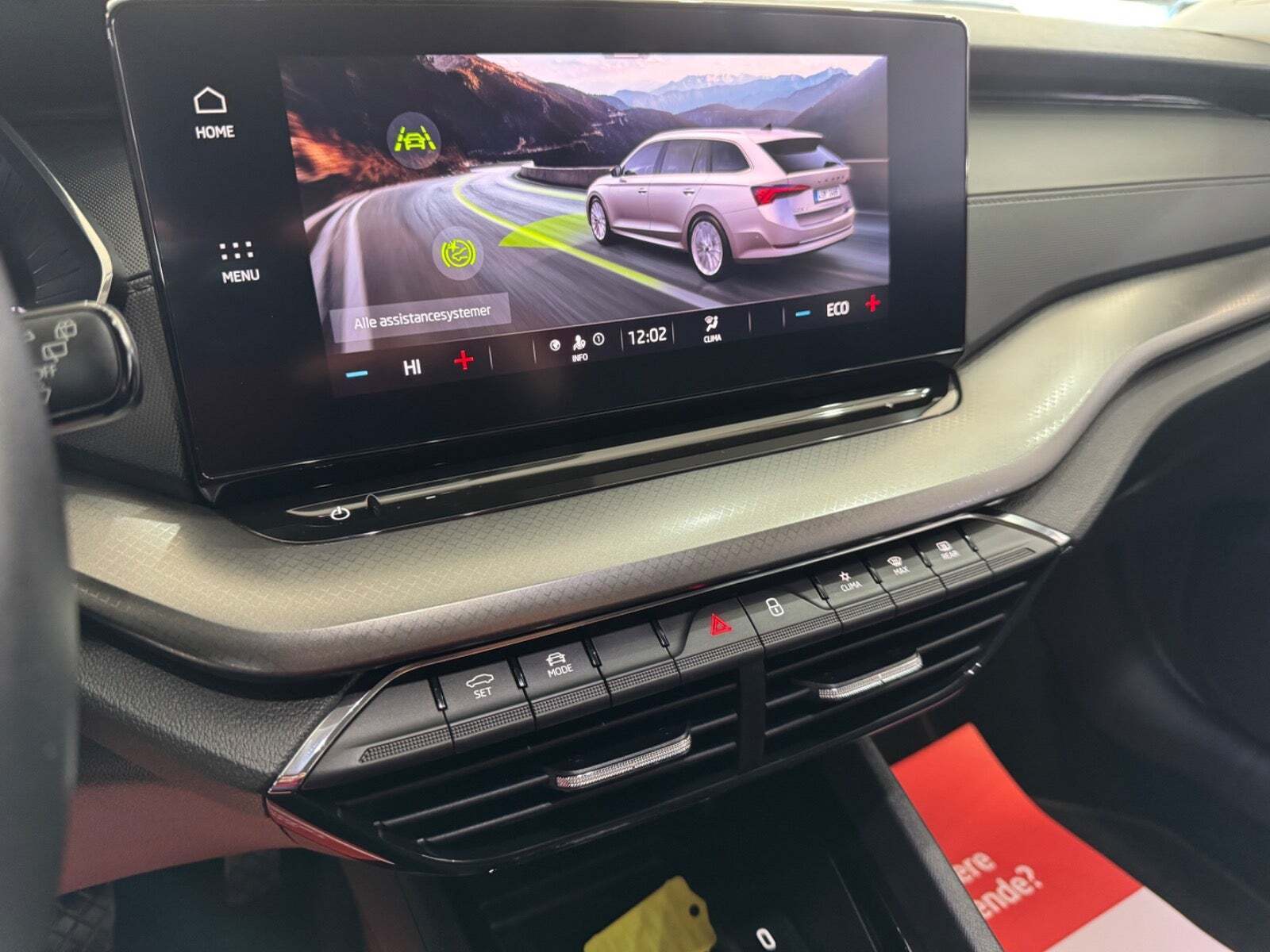 Blå Skoda Octavia fra 2022