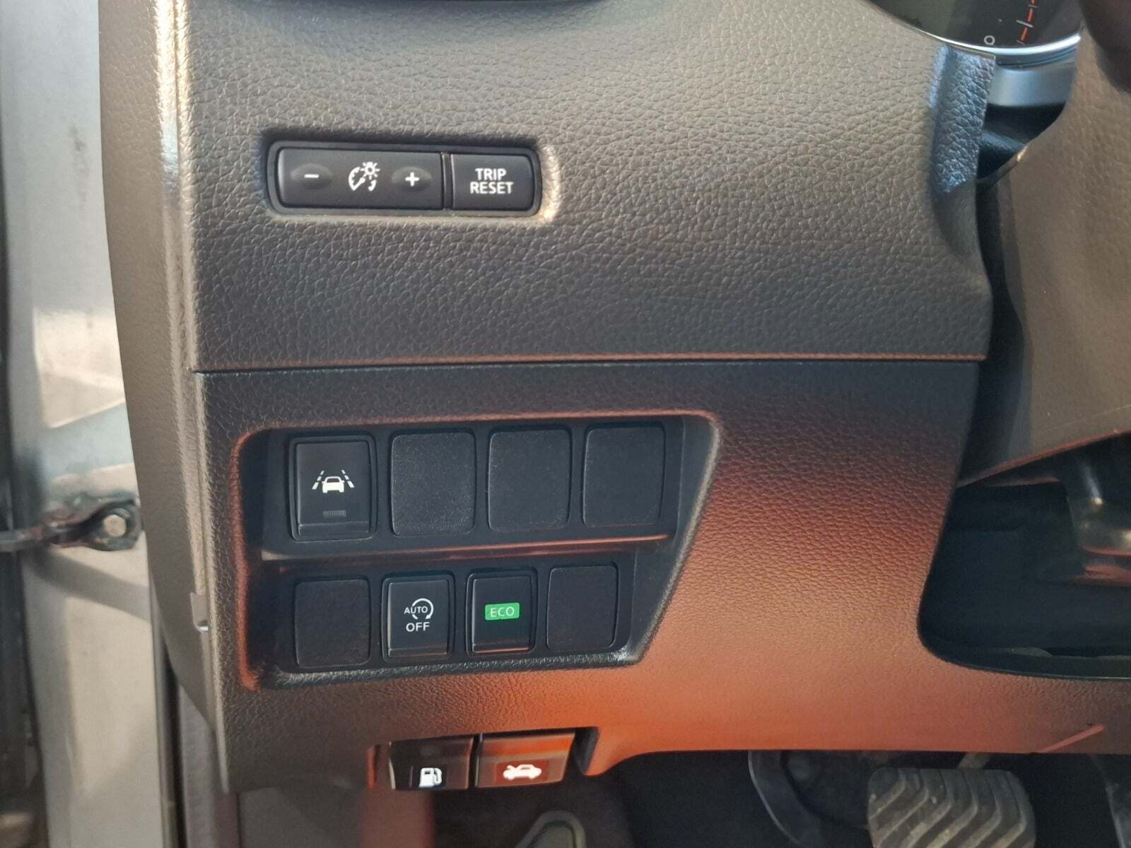 Grå Nissan Qashqai fra 2018