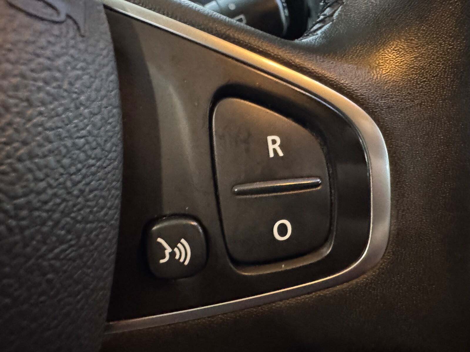 Hvid Renault Clio IV fra 2019