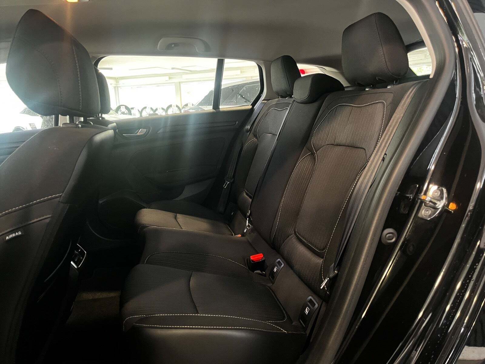 Sort Renault Megane IV fra 2018