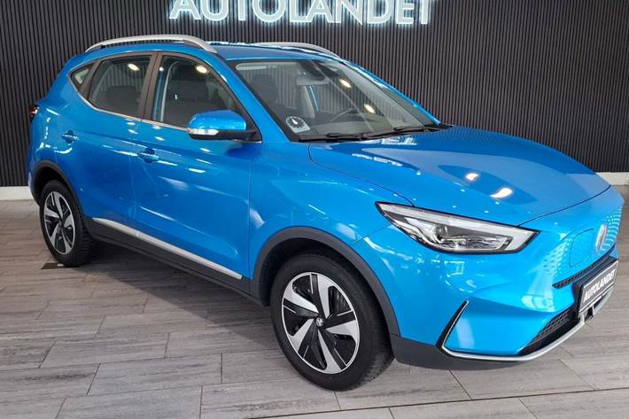 Blå MG ZS fra 2022 set udefra