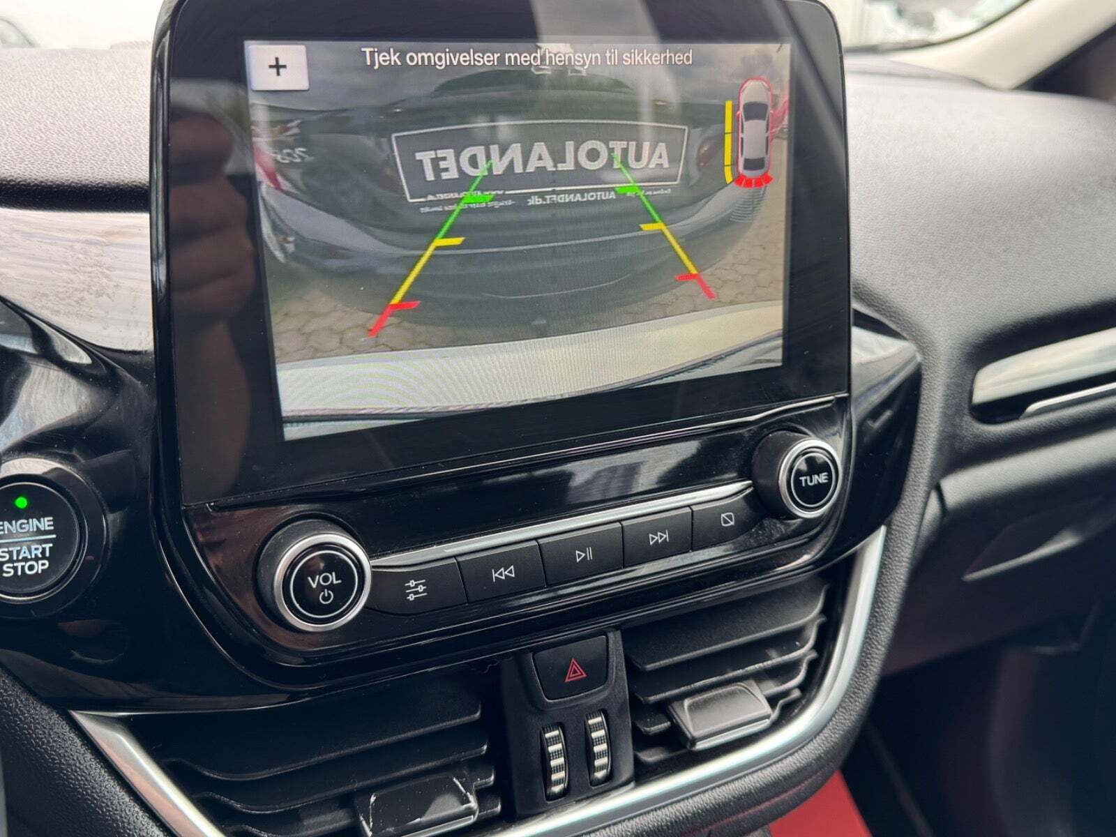 Hvid Ford Fiesta fra 2017