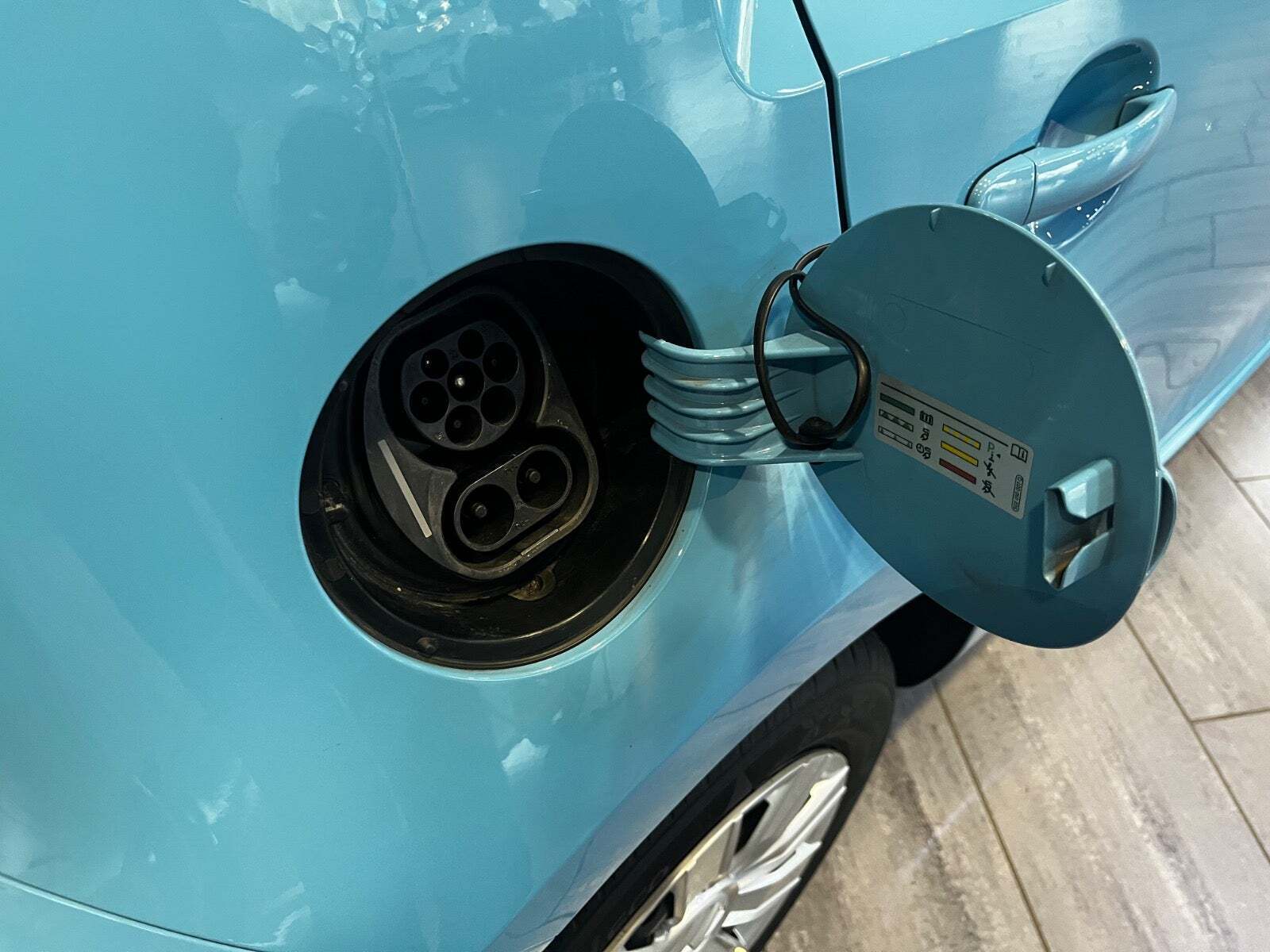 Blå VW E-UP! fra 2020