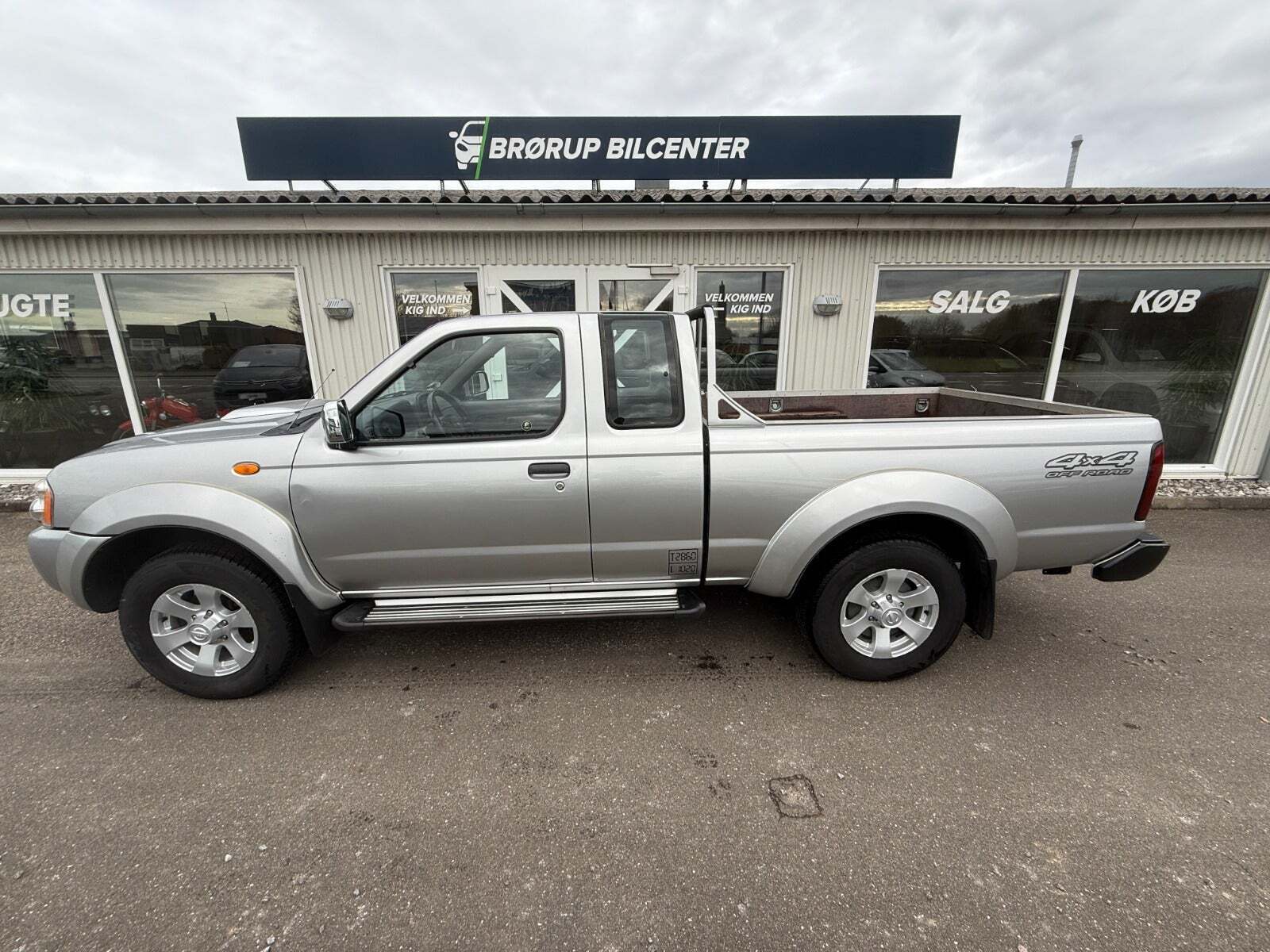 Nissan NP300 2,5 dCi 133 King Cab Comfort+ 4x4