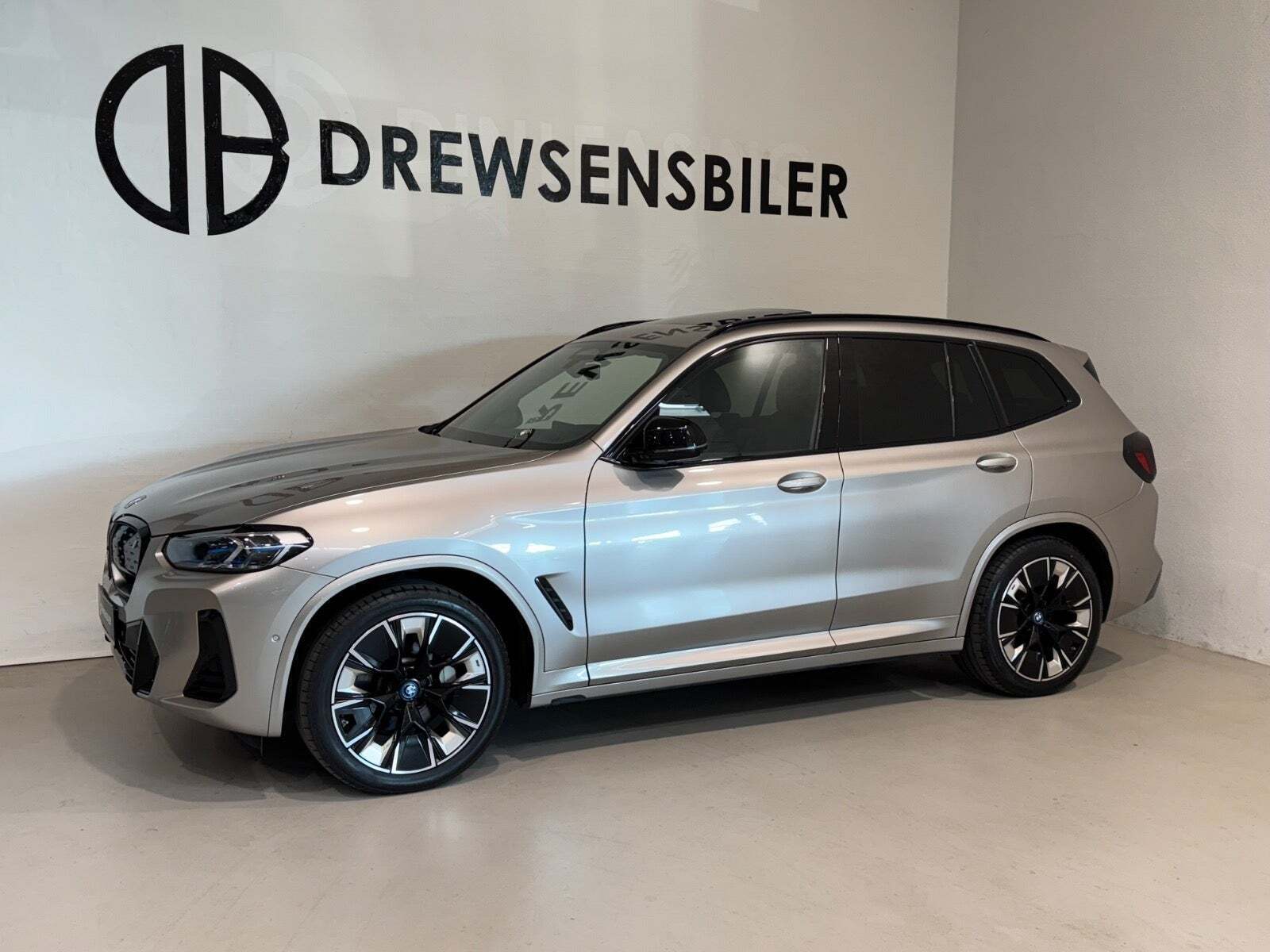 BMW iX3 Charged Plus M-Sport