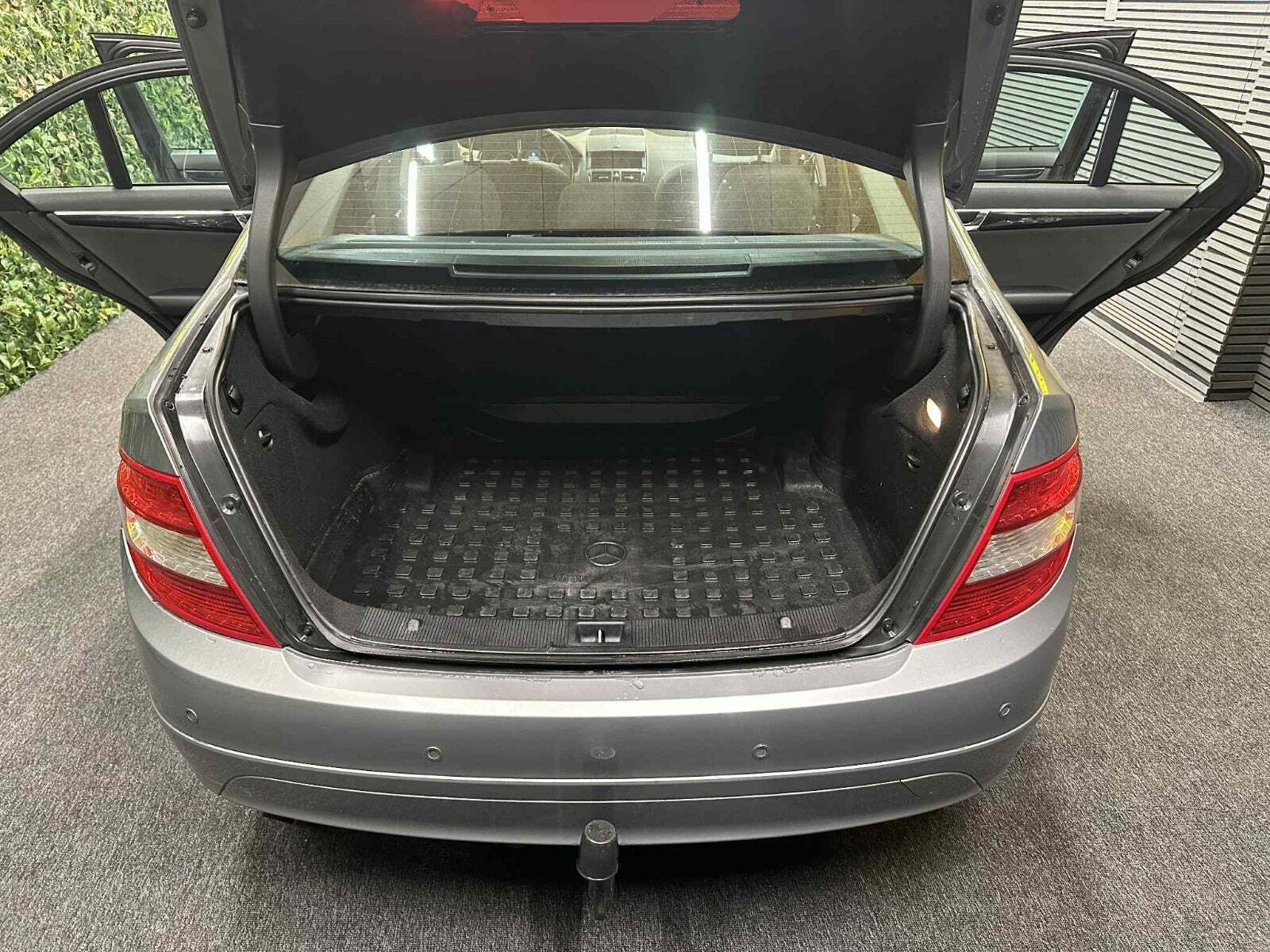 undefined Mercedes C180 fra 2008