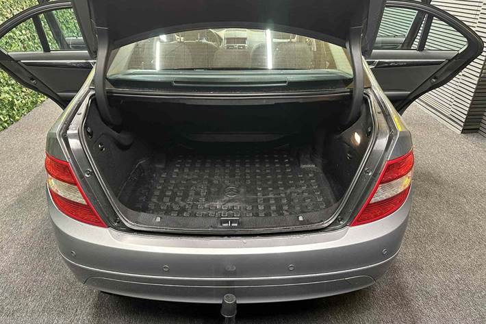 undefined Mercedes C180 fra 2008