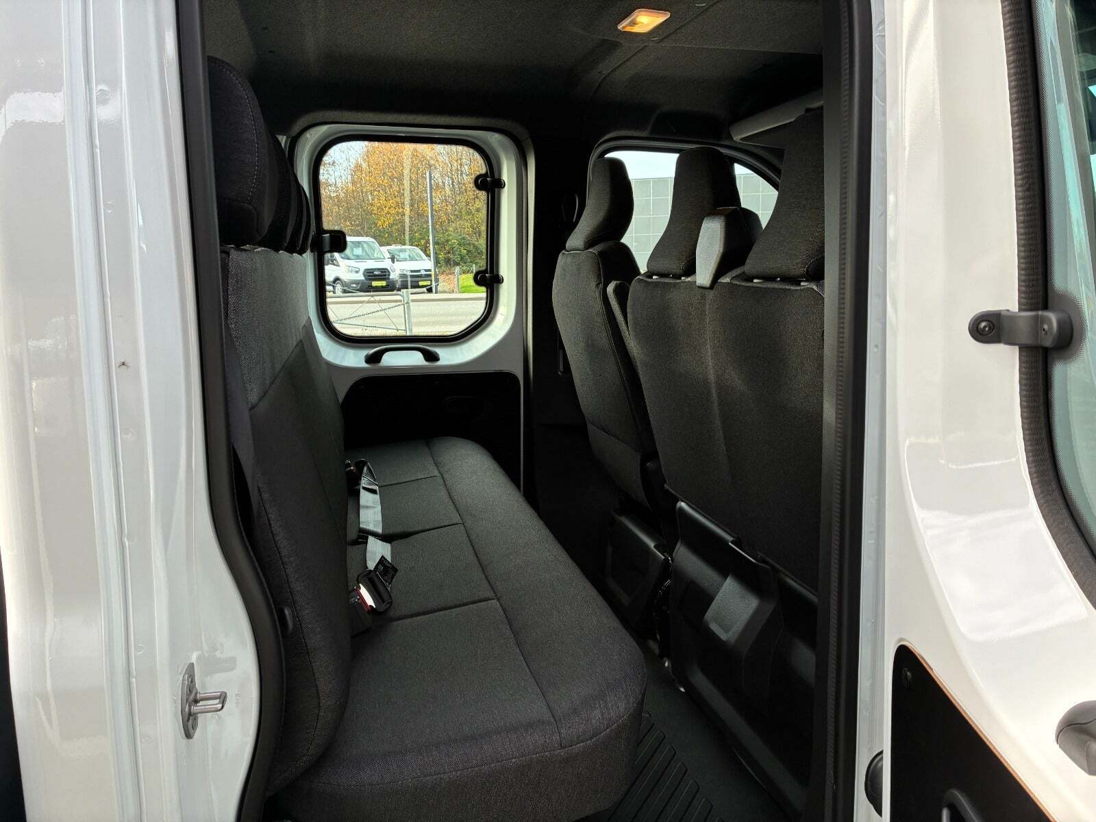 Hvid Renault Master V T35 fra 2025