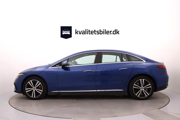 Blå Mercedes EQE 350+ fra 2022