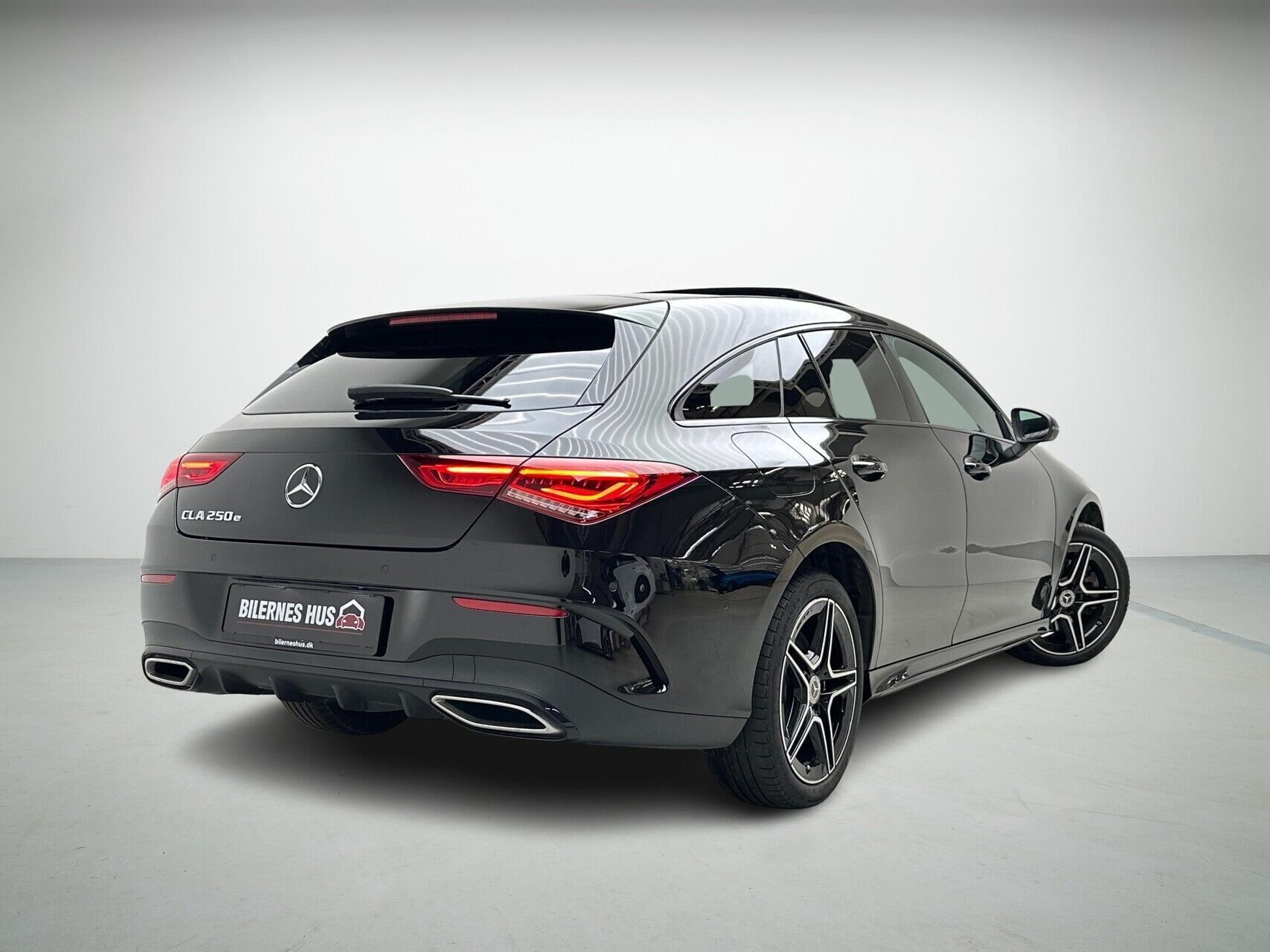 Mercedes CLA250 e 1,3 Shooting Brake Plugin-hybrid AMG Line 8G-DCT 218HK Stc 8g Aut.