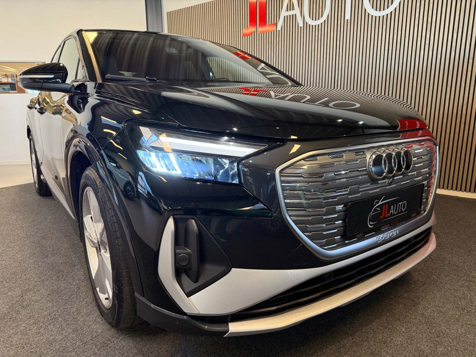 Audi Q4 e-tron 40 S-line Sportback