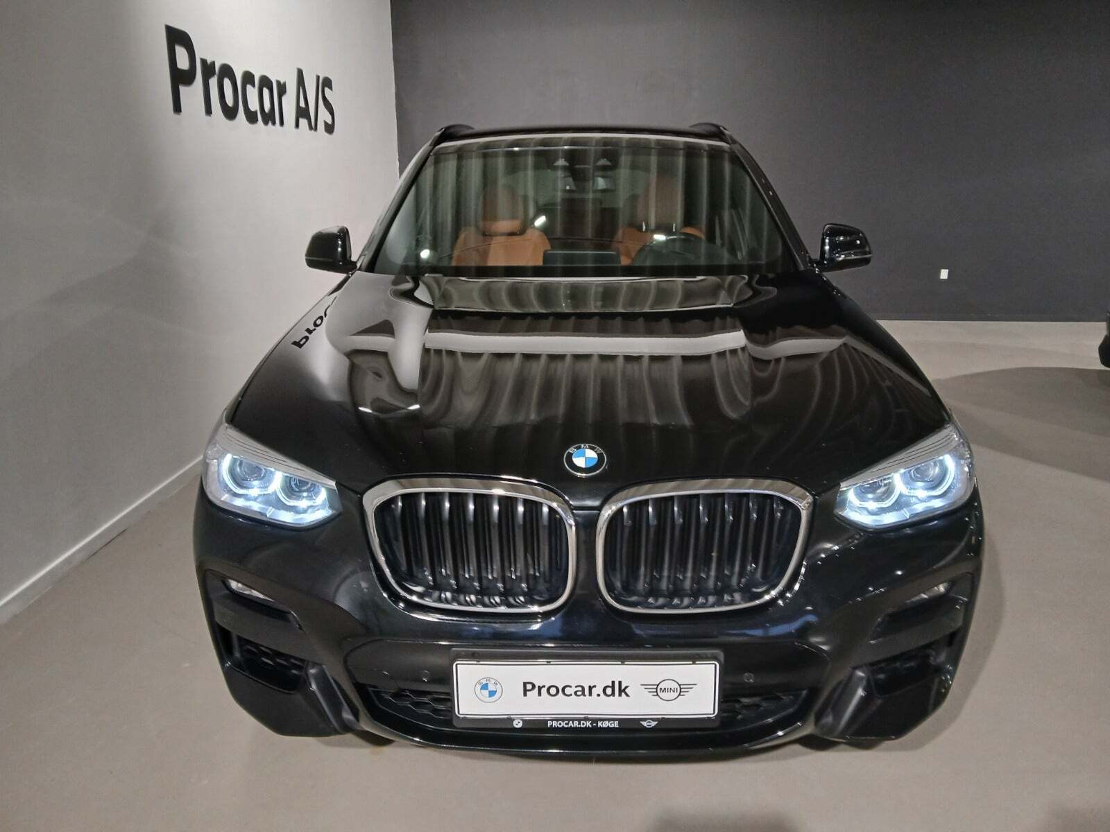Sort BMW X3 fra 2020