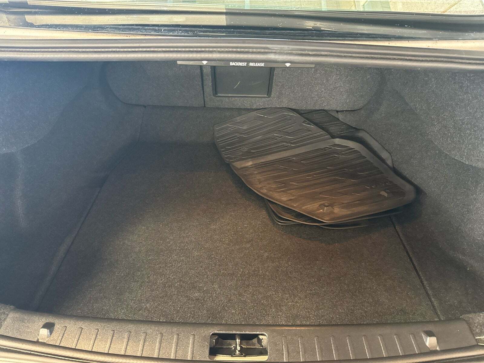 Sølv Volvo S60 fra 2010