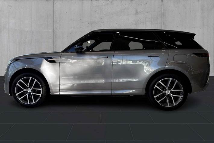 Grå Land Rover Range Rover sport fra 2025