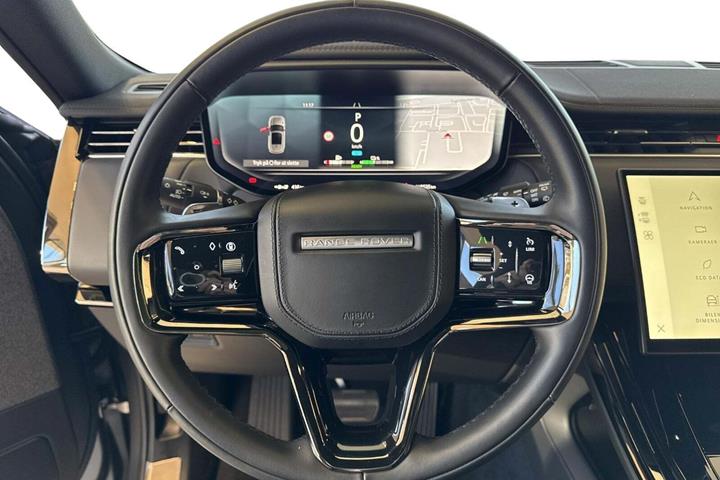 Grå Land Rover Range Rover sport fra 2025