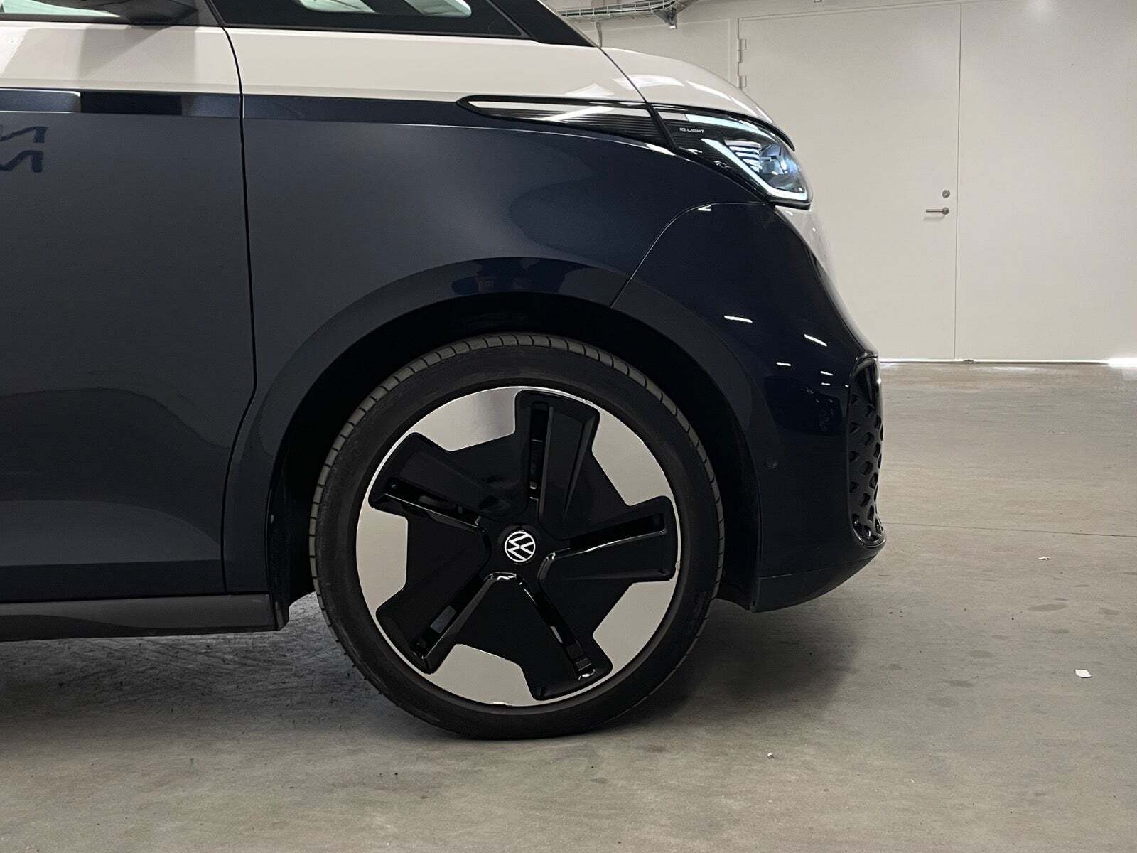 VW ID.Buzz 77 Style SWB