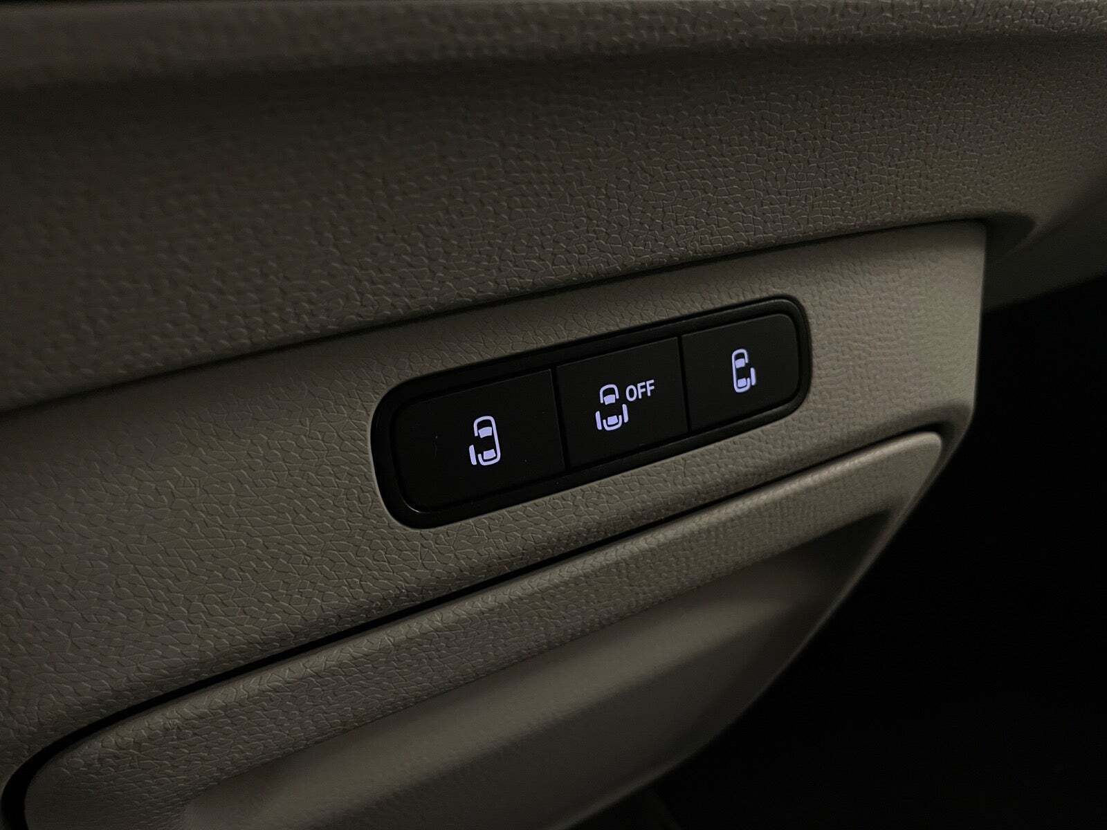 Blå VW ID.Buzz fra 2024