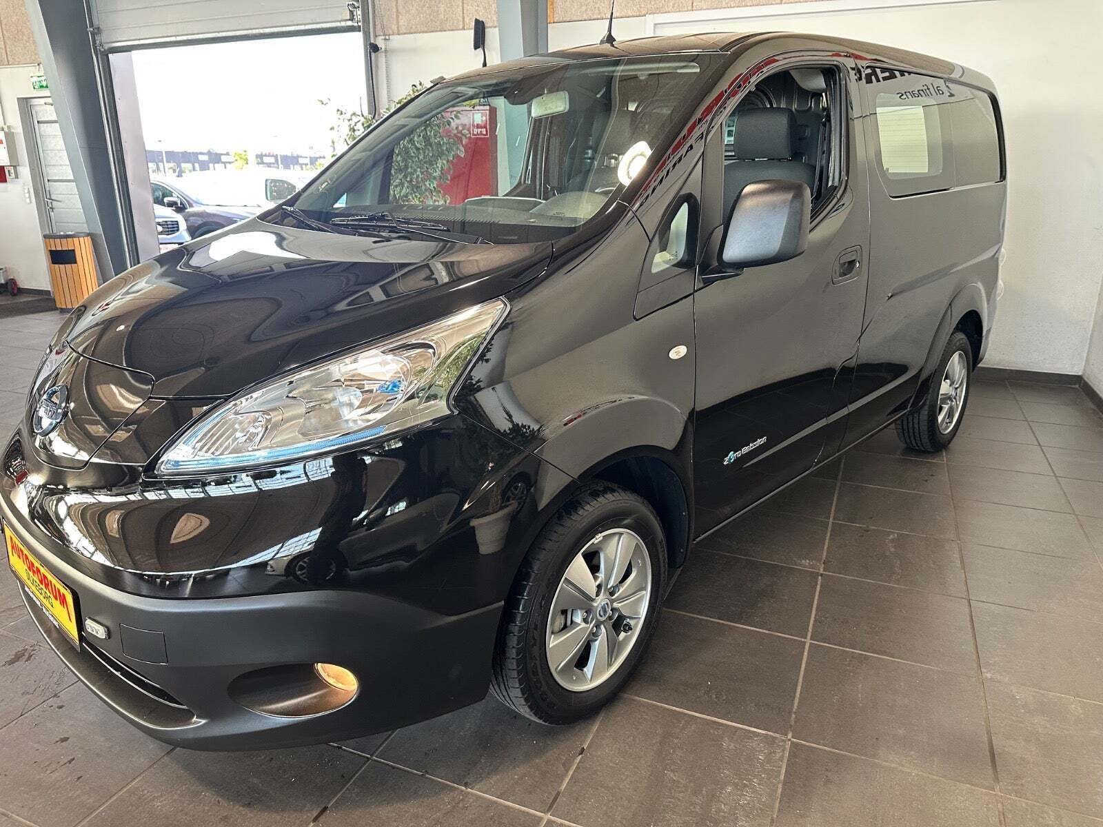 Nissan e-NV200 Premium Van